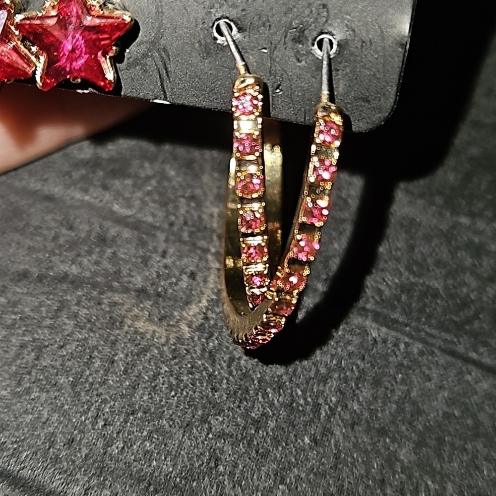 Forever 21 Juniors Pierced Gold Pink Heart Rhinestone Star Studs Hoops Earrings - Picture 4 of 5